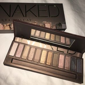 Naked eyeshadow palette